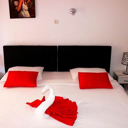 Rooms And Apartment Stambuk Split Luaran gambar
