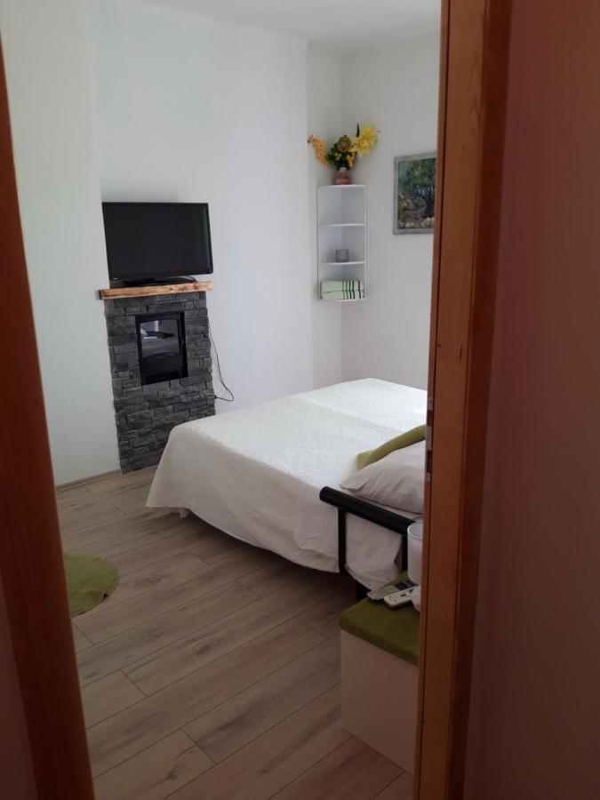Rooms And Apartment Stambuk Split Luaran gambar