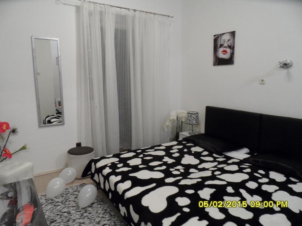Rooms And Apartment Stambuk Split Bilik gambar